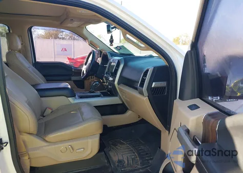 2017 Ford F-150 Lariat z USA, uszkodzony, nr VIN 1FTEW1EF7HKC61875